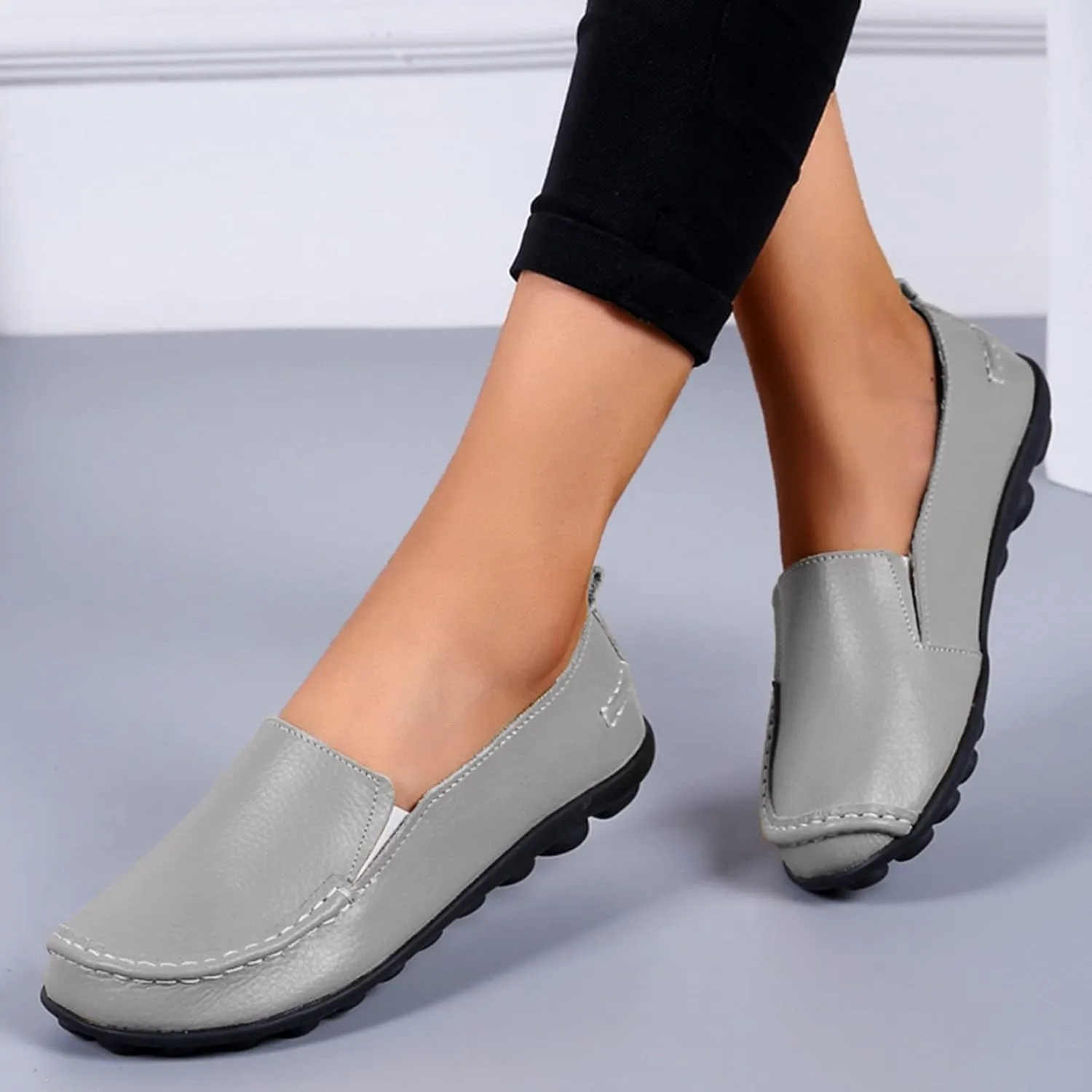 Women's Wide Loafers Slip on Flat Shoes Comfort Penny Loafers with Arch Support Dressy Moccasins Shoes Office Shoes